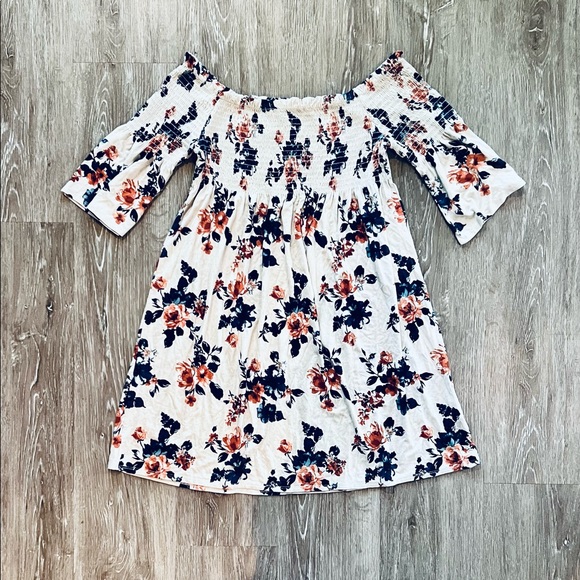 Rewind off shoulder mini dress size Medium - Picture 2 of 6